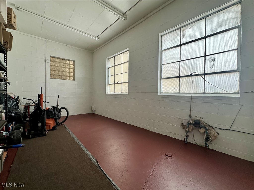 Niles City - Commercial Sale