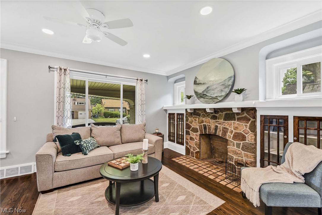 Elmwood Beach - Residential