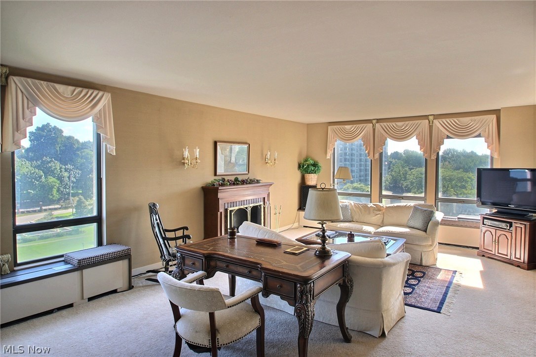 Bratenahl Place Condo - Residential Lease