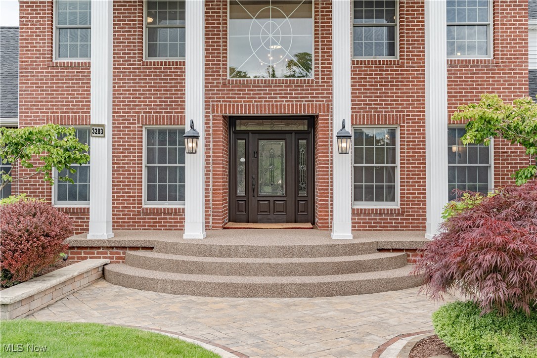 3283 Truxton Place, Avon, Ohio image 4