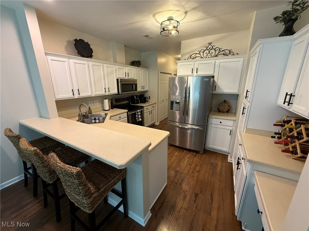 Clingan Xing Condo - Residential