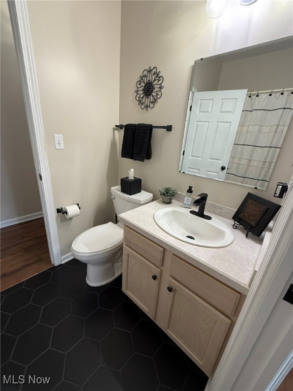 Clingan Xing Condo - Residential