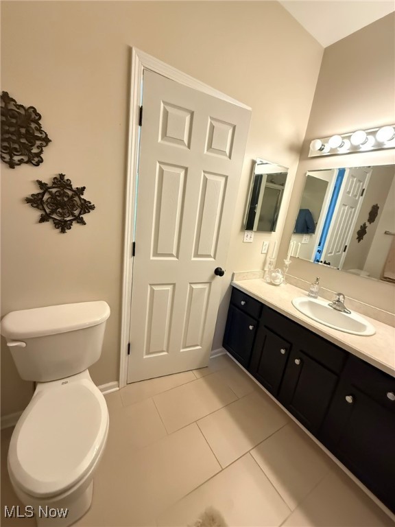 Clingan Xing Condo - Residential