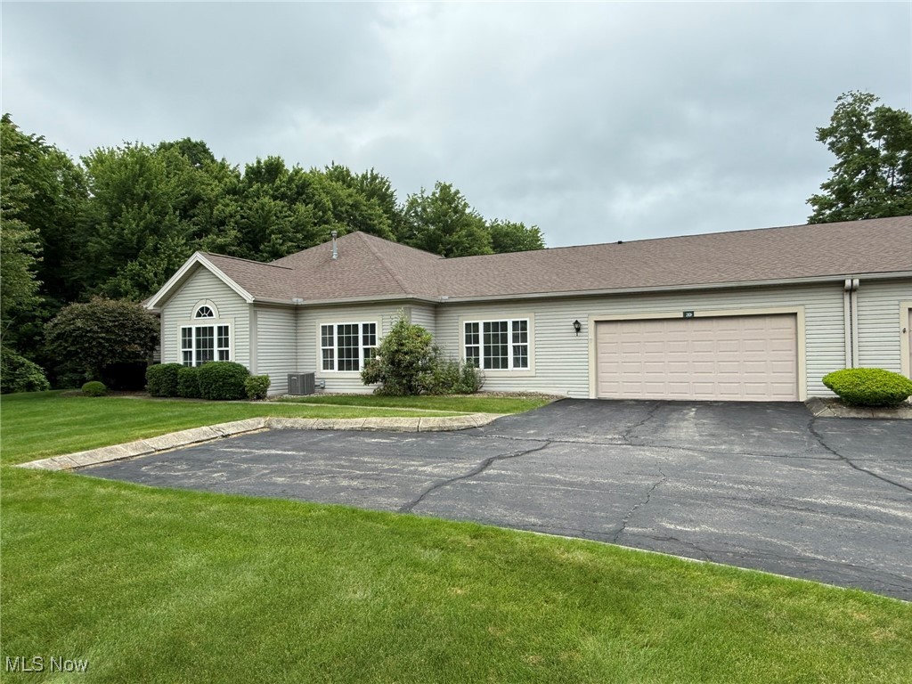 Clingan Xing Condo - Residential