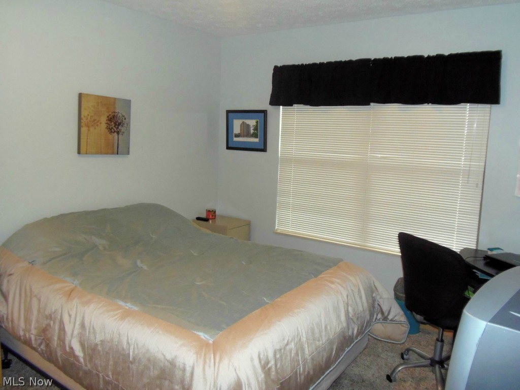 Forest Cove East Condo - Residential