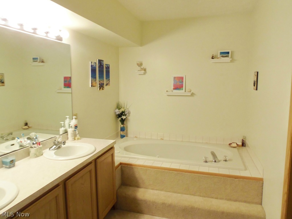 Forest Cove East Condo - Residential