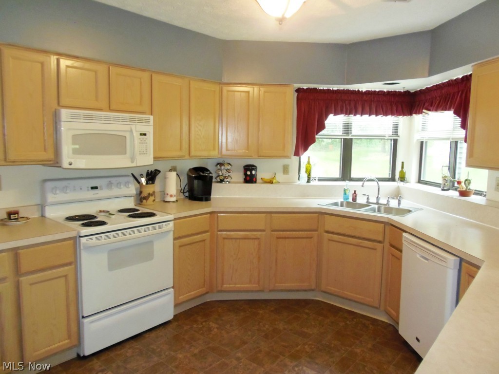 Forest Cove East Condo - Residential