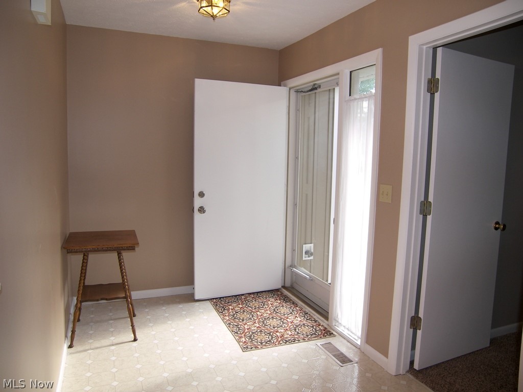 Heritage Glen Condo - Residential