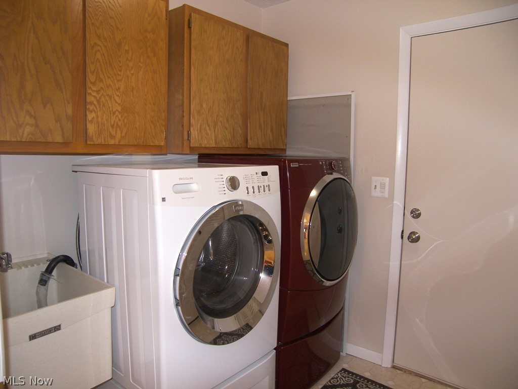 Heritage Glen Condo - Residential