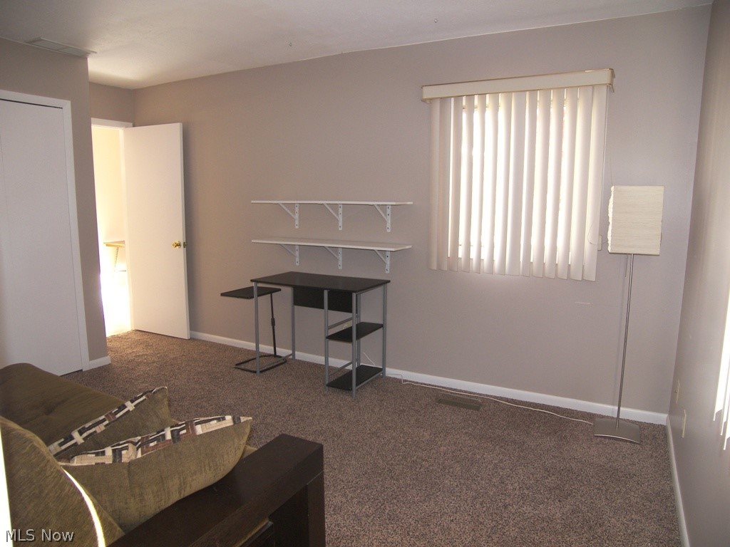 Heritage Glen Condo - Residential