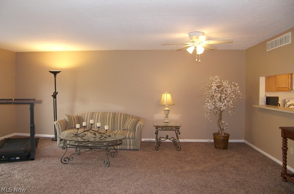 Heritage Glen Condo - Residential