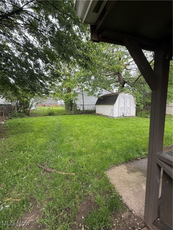 7511 Jameson Road, Parma, Ohio image 26