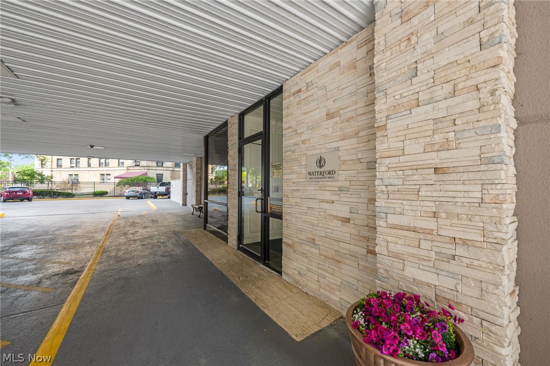 12500 Edgewater Drive 1106