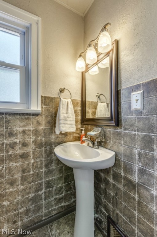 Mayfield/Belvoir - Residential