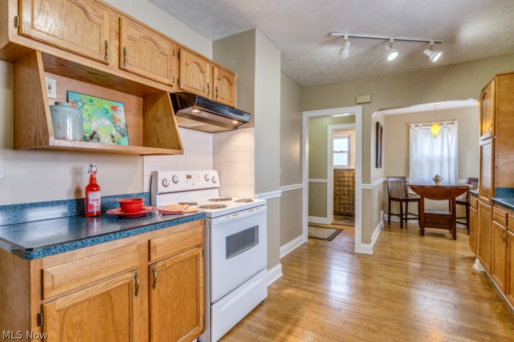 Mayfield/Belvoir - Residential