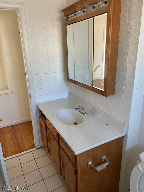 Banbury Village Condo - Residential