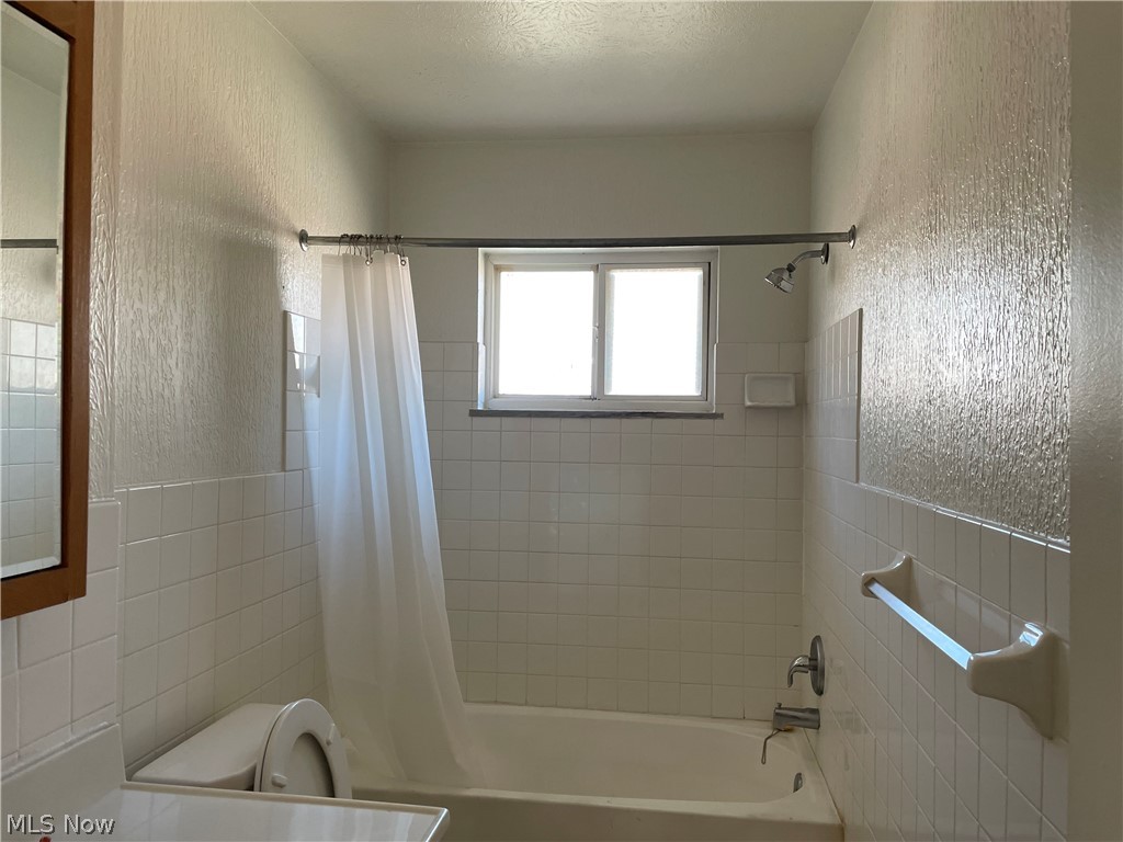 Banbury Village Condo - Residential