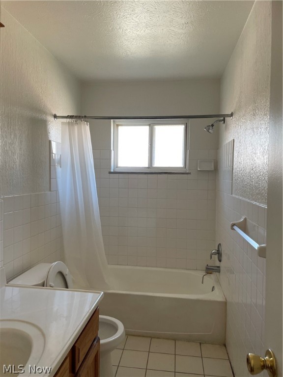 Banbury Village Condo - Residential