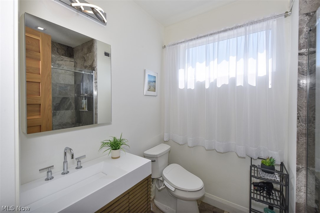 Sheffield Village, Ohio, 44054, United States, 3 Bedrooms Bedrooms, ,3 BathroomsBathrooms,Residential,Active,2035066