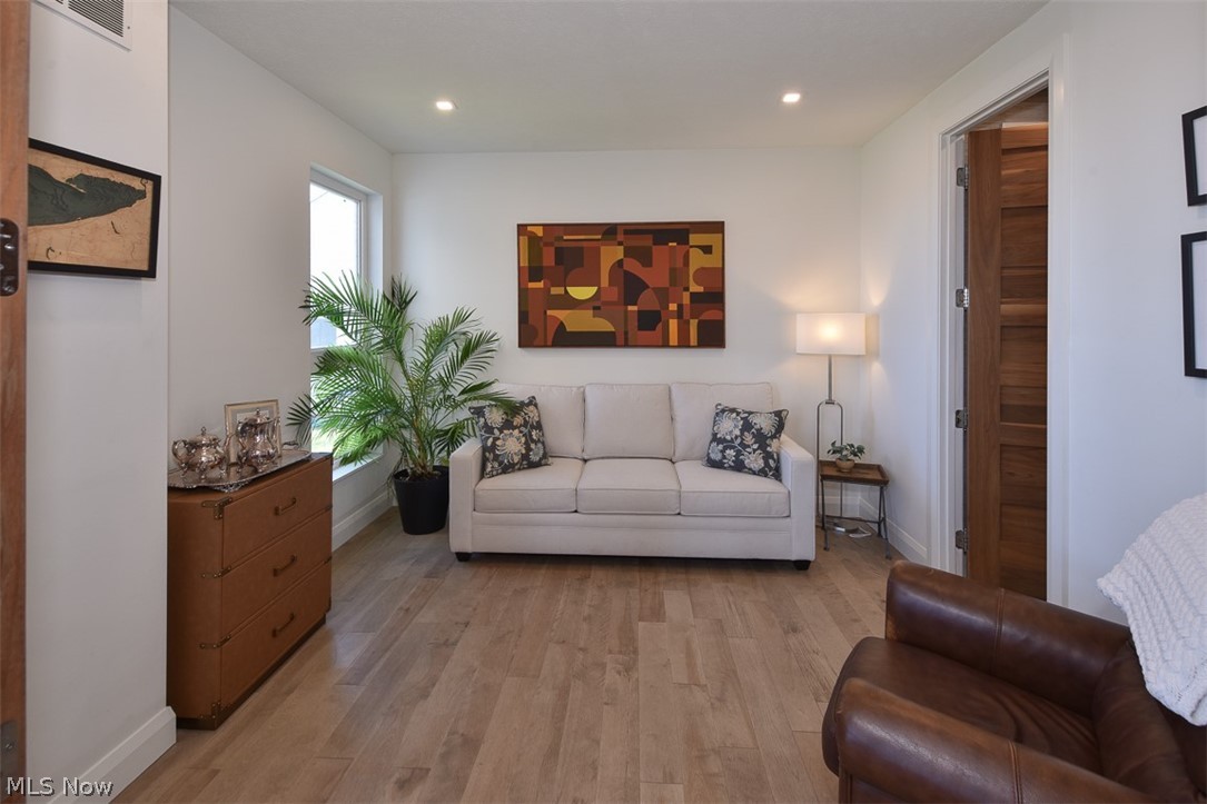 Sheffield Village, Ohio, 44054, United States, 3 Bedrooms Bedrooms, ,3 BathroomsBathrooms,Residential,Active,2035066