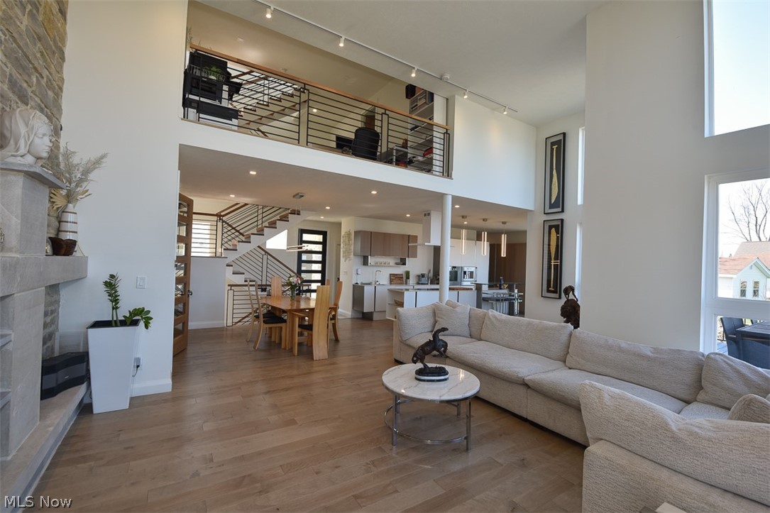 Sheffield Village, Ohio, 44054, United States, 3 Bedrooms Bedrooms, ,3 BathroomsBathrooms,Residential,Active,2035066