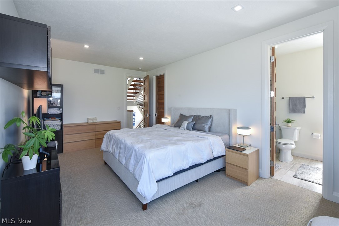 Sheffield Village, Ohio, 44054, United States, 3 Bedrooms Bedrooms, ,3 BathroomsBathrooms,Residential,Active,2035066