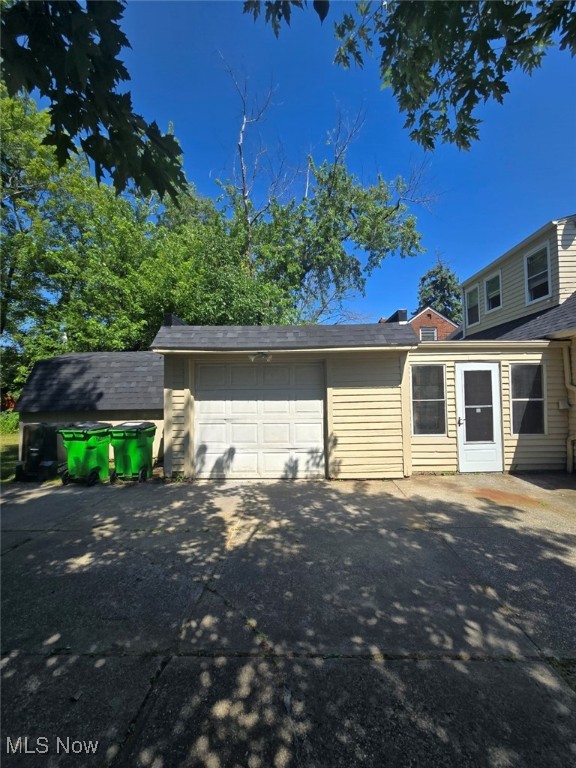 Cedar Center - Residential Lease