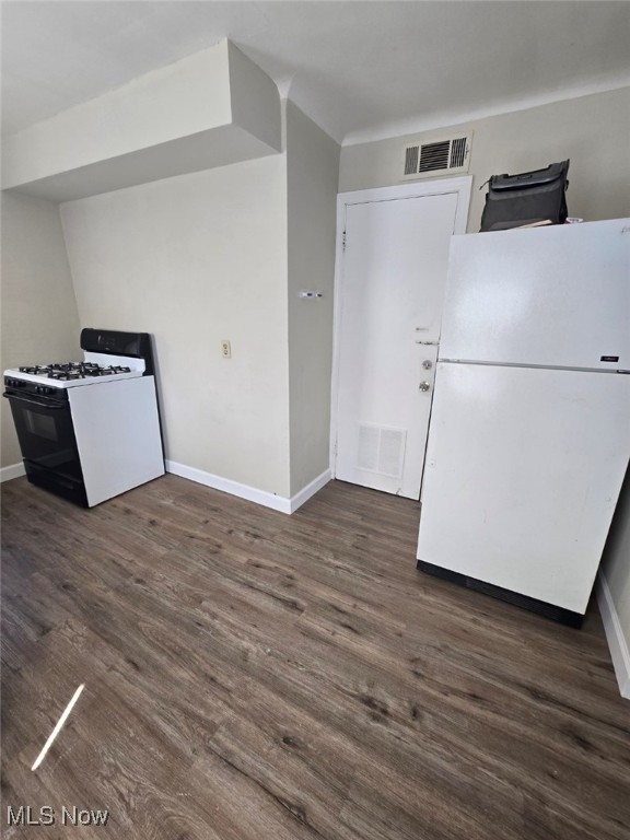 Cedar Center - Residential Lease