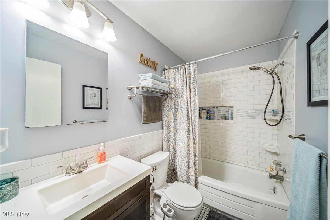 6263 Cambridge Park Drive, Mentor, Ohio image 34