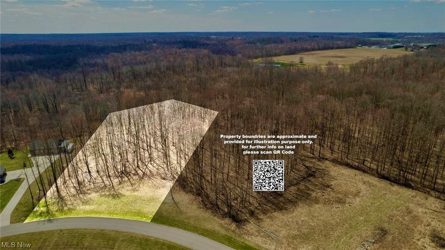 Beautiful 2.86 Acres wooded building lot. Area is private with beautiful homes and surroundings. Build your dream home! One of the larger lots in development.