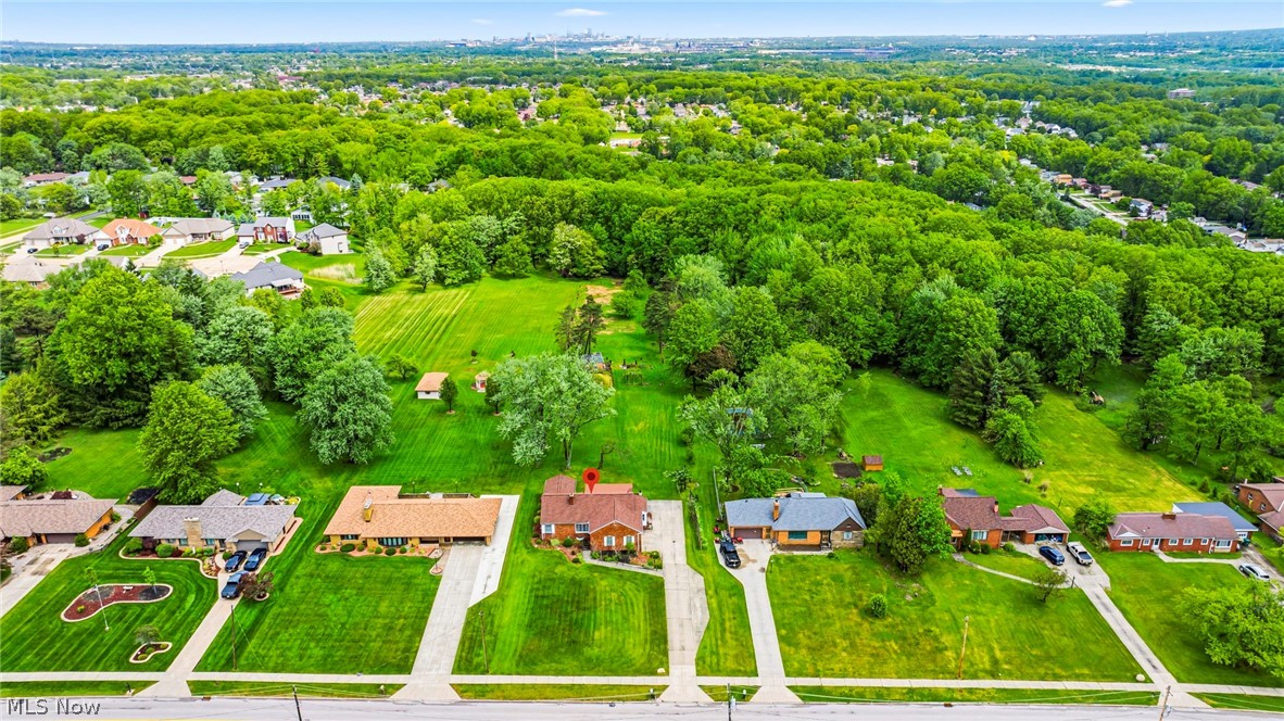 West/Cuyahoga River - Residential