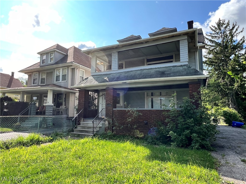 !! NO WHOLESALERS !! !!NO SELLER FINANCING !! !! NO CREATIVE FINANCING !!
Excellent investment opportunity in the Union-Miles area. The building needs some TLC but is a spacious building with 1,300sf per floor. Large lot with parking in the rear.