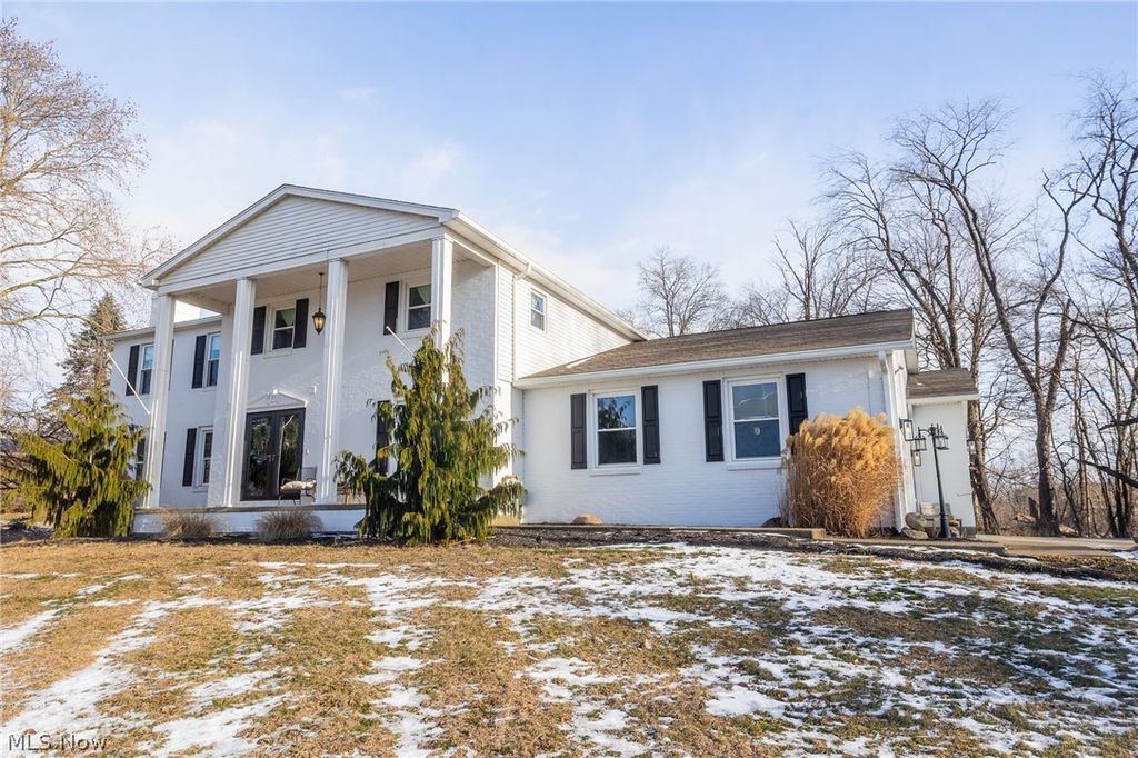 Photo of 15069 Stanwood Street, Dalton, OH 44618 (MLS # 5188731)