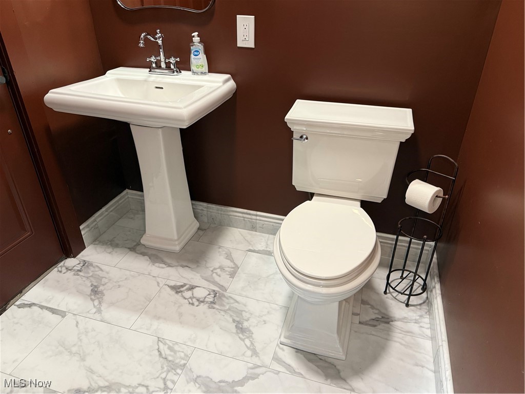 Edgewater Land Co - Residential Lease