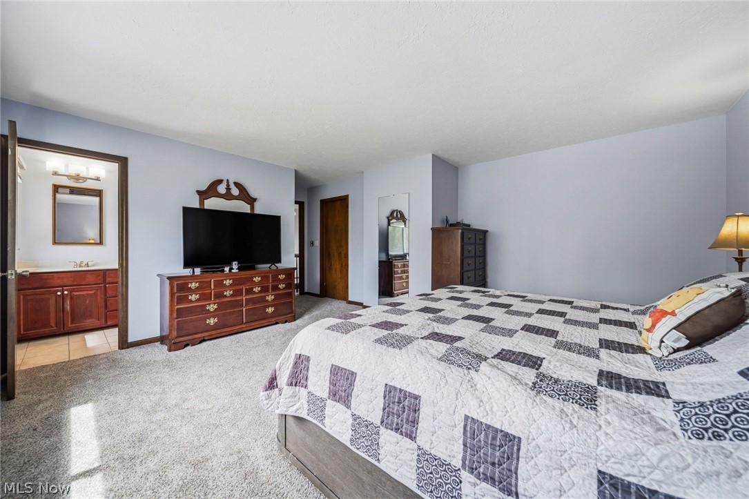 Johnny Cake Lakes Estates - Residential