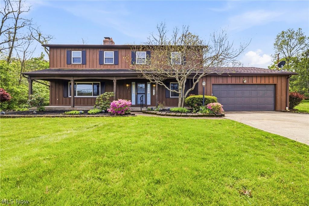 Photo of 10610 Ridgewater Drive, Concord Township, OH 44077 (MLS # 5207880)