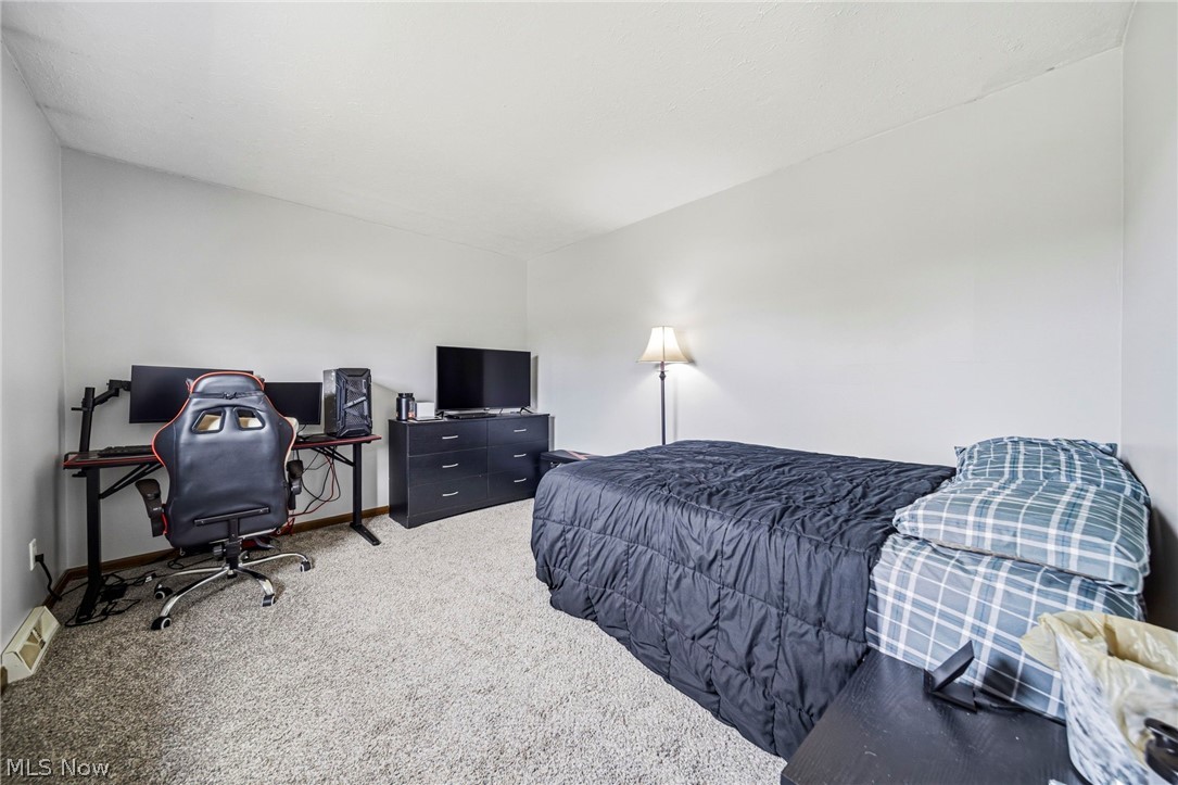 Johnny Cake Lakes Estates - Residential