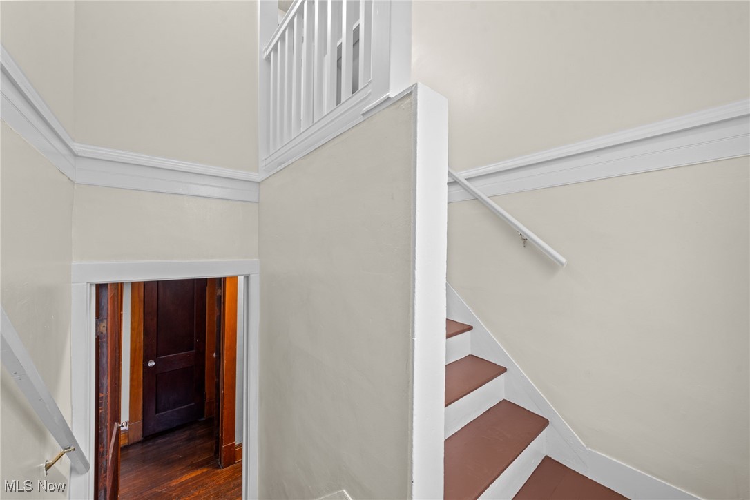 Cleveland, Ohio 44102, United States, 5 Bedrooms Bedrooms, ,2 BathroomsBathrooms,Residential,Pending,82885