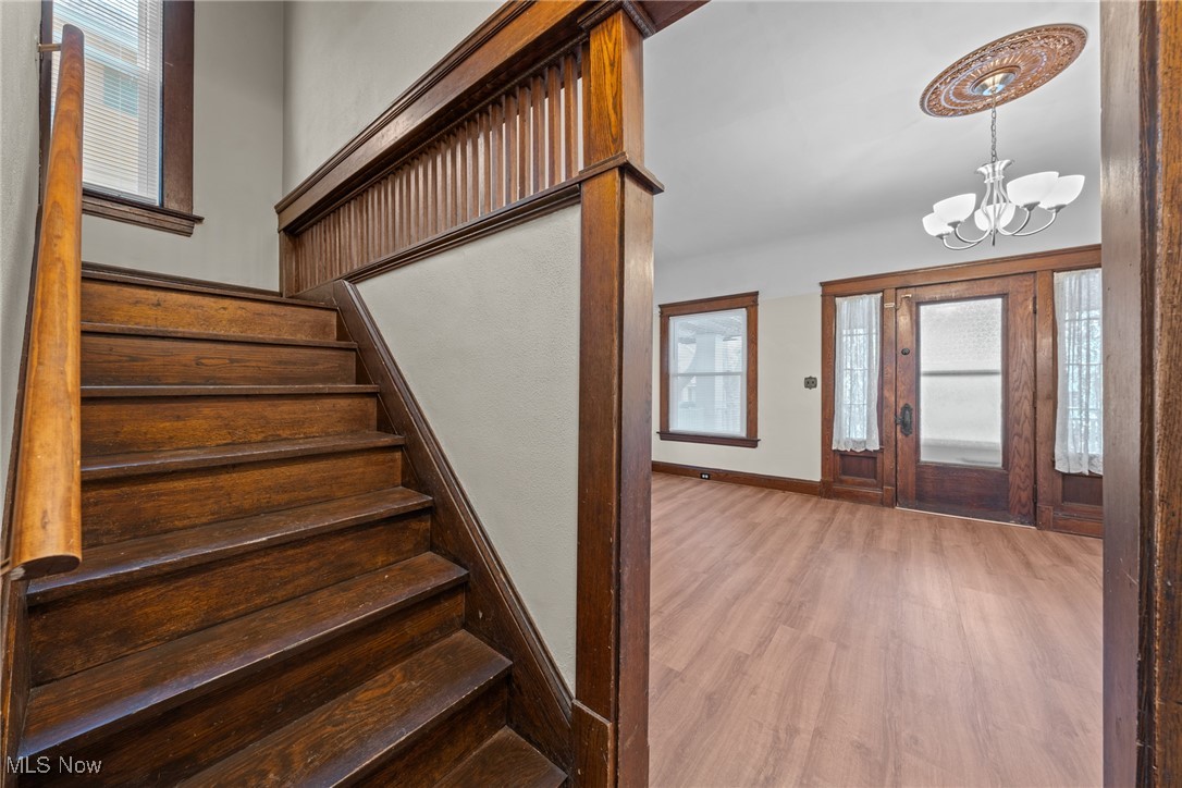 Cleveland, Ohio 44102, United States, 5 Bedrooms Bedrooms, ,2 BathroomsBathrooms,Residential,Pending,82885