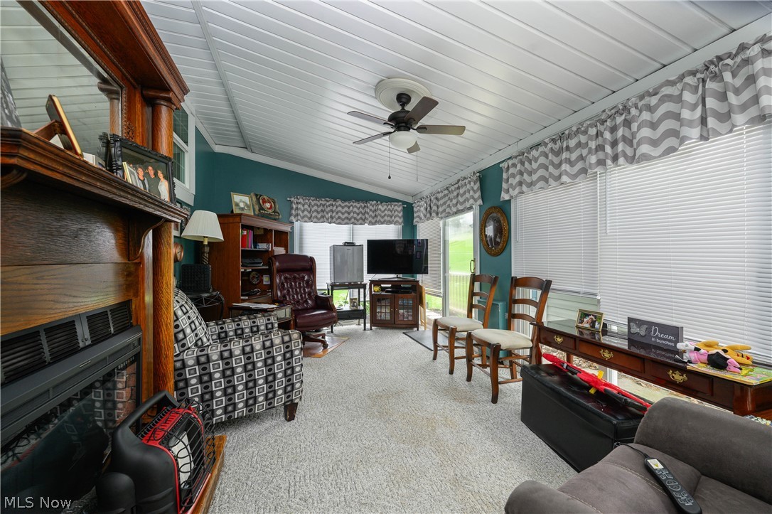 Laurel Ridge - Residential