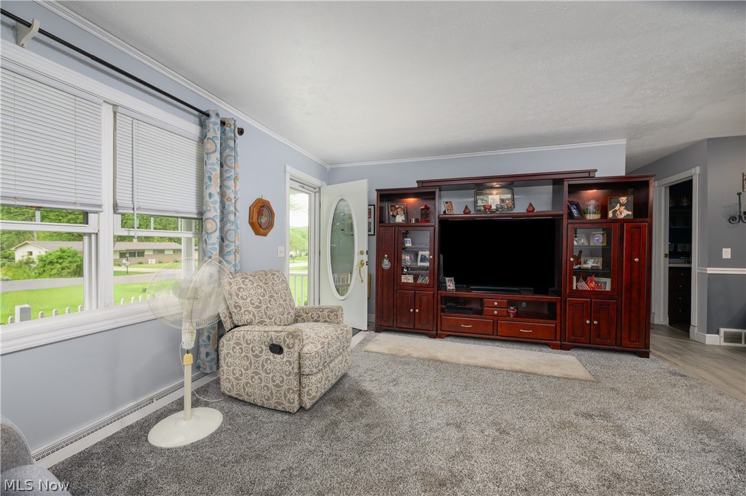 Laurel Ridge - Residential