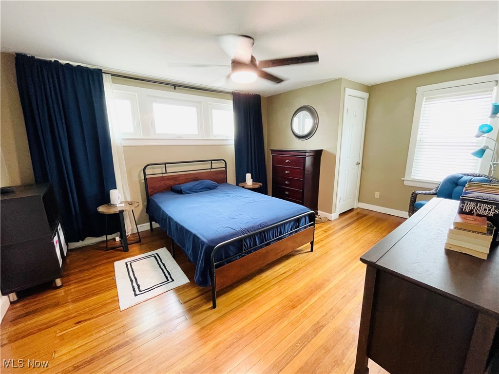 1630 Olivewood Avenue, Lakewood, Ohio image 13