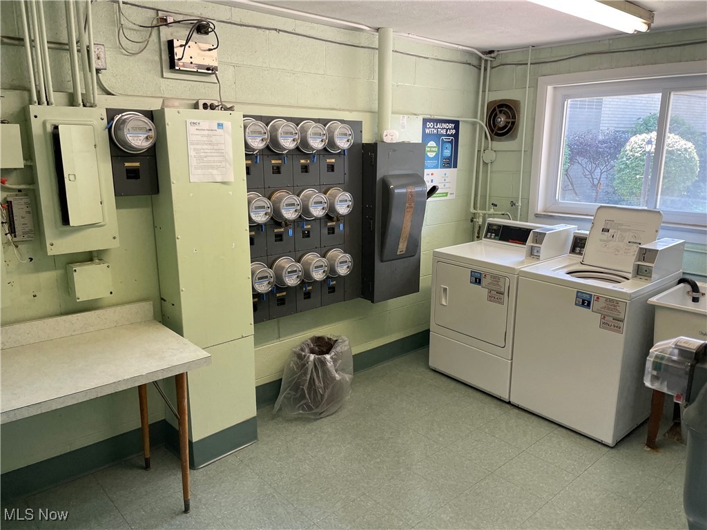 Golden Gate Villa - Residential