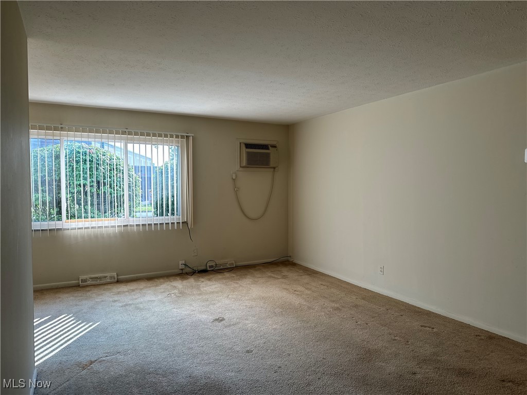 Golden Gate Villa - Residential