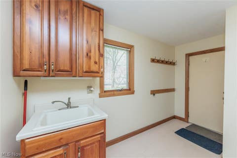 Tiny photo for 524 Arlington Boulevard, Newton Falls, OH 44444 (MLS # 5239286)