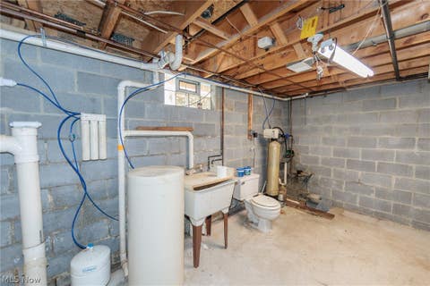 Tiny photo for 524 Arlington Boulevard, Newton Falls, OH 44444 (MLS # 5239286)