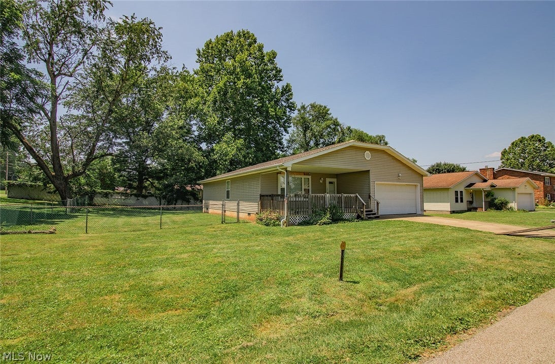 318 Greenwood Drive