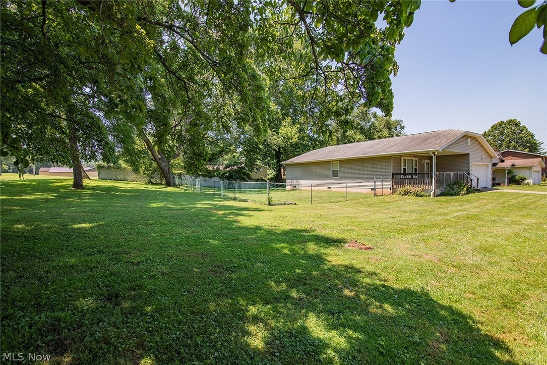 318 Greenwood Drive
