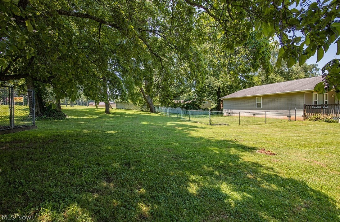 318 Greenwood Drive