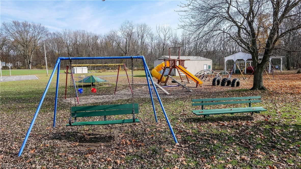 Wyoga Lake Park - Residential